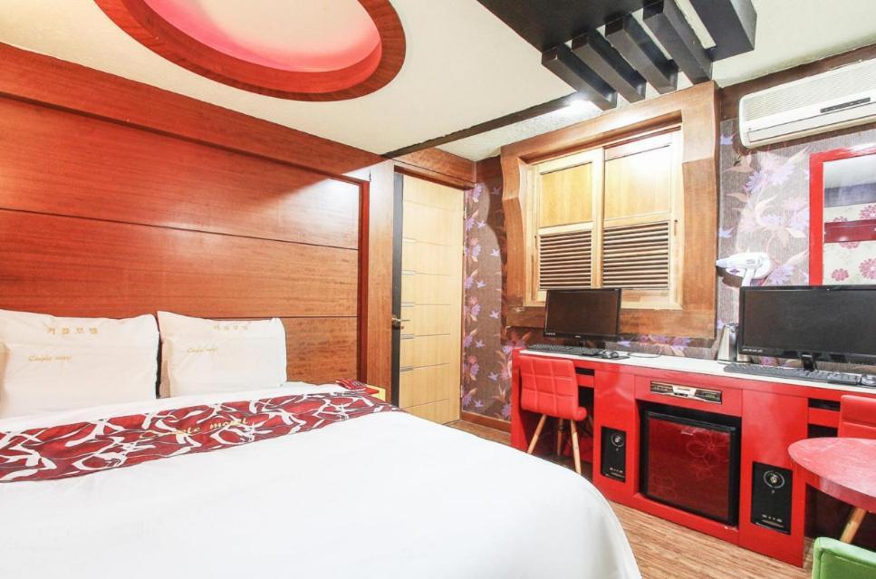 Couple Motel Seoul Eksteriør billede
